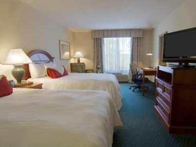 Hilton Garden Raleigh Durham Airport 3*